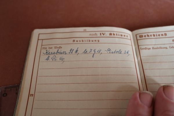 Service pass of a soldier - deployment in the Reichskommissariat Ostland 1943